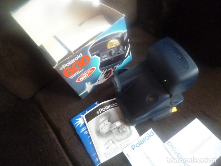 C&aacute;mara de fotos: camara polaroid con caja y manuales - Foto 3