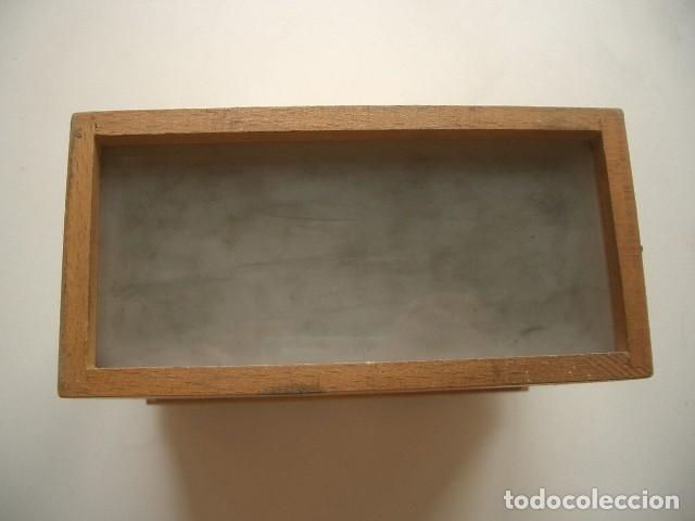 C&aacute;mara de fotos: Antiguo visor estereosc&oacute;pico. - Foto 3