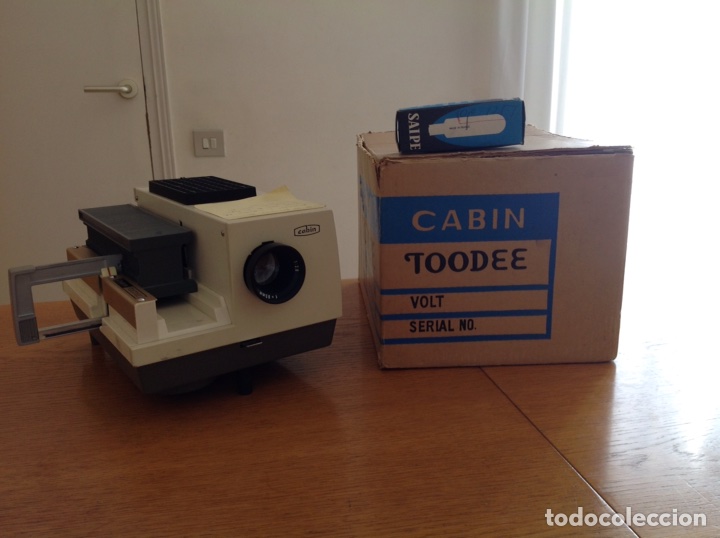 C&aacute;mara de fotos: Proyector Autom&aacute;tico de Diapositivas - Foto 1