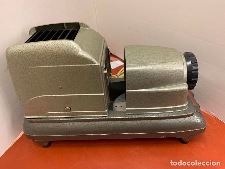 C&aacute;mara de fotos: Excepcional PROYECTOR de la marca INOX ECLAIR. INOXZECLAIR, con complementos. - Foto 4