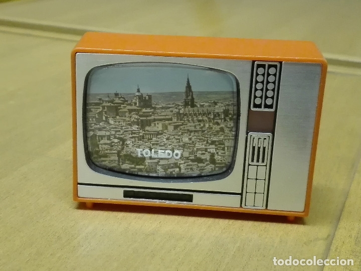 Photo camera: VISOR TELEVISI&Oacute;N RECUERDO DE TOLEDO, 8 IM&Aacute;GENES