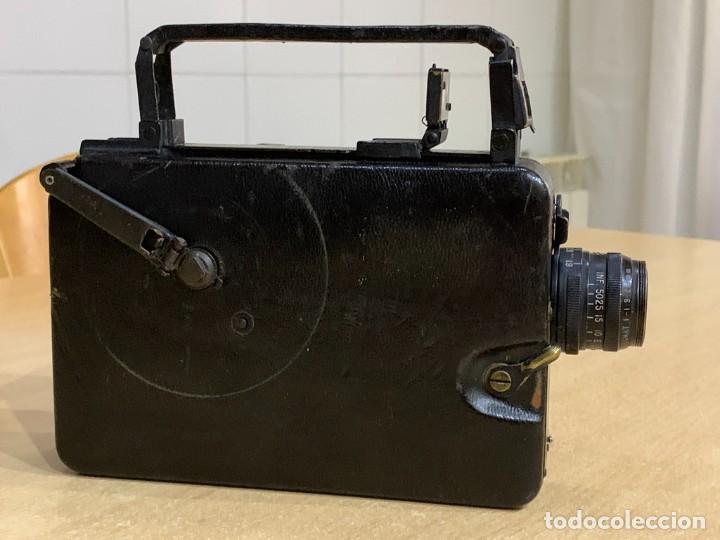 C&aacute;mara de fotos: CINE KODAK 16MM MARINA DE ESTADOS UNIDOS