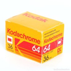 Cámara de fotos: KODAK KODACHROME 64 - 36 EXP. DIAPOSITIVAS - CADUCADA 1992 - PRECINTADA