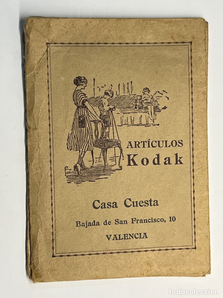Photo camera: CASA CUESTA, Valencia. Sobre porta fotograf&iacute;as&hellip; publicidad Kodak (h.1930?)