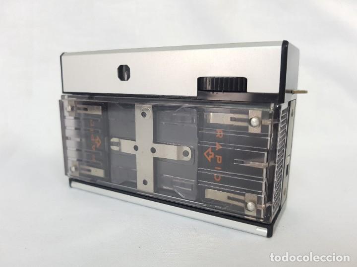 C&aacute;mara de fotos: Agfa Rapid Modell Dummy, display del fabricante, 1971. - Foto 3
