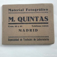 Cámara de fotos: CARTERITA ÁLBUM Y NEGATIVOS. M. QUINTAS. CRUZ, 43 – MADRID. Lote 365336176