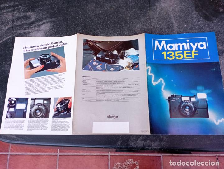 C&aacute;mara de fotos: Antigua publicidad de MAMIYA.TRIPTICO. - Foto 1