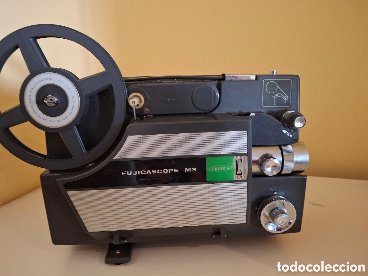 C&aacute;mara de fotos: Proyector fujica antiguo - Foto 1