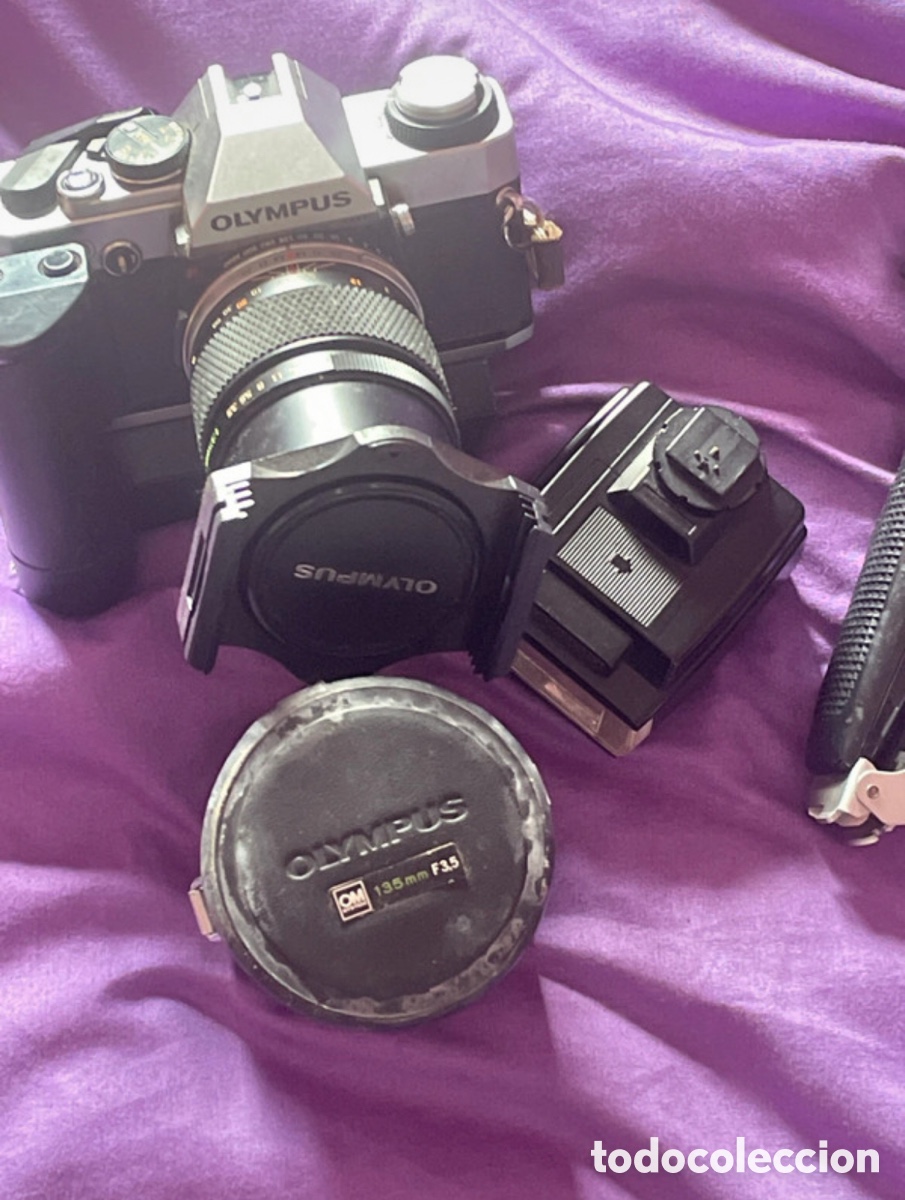 C&aacute;mara de fotos: C&aacute;mara anal&oacute;gica olympus con sus accesorios - Foto 1