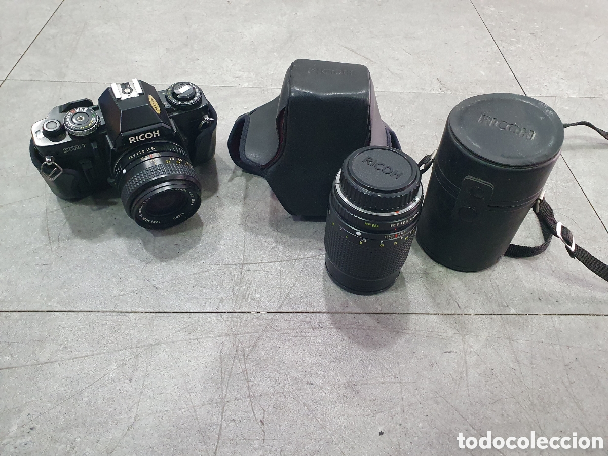 Fotokamera: SALIDA 0.01&euro;. C&aacute;mara de fotos Ricoh y objetivo.