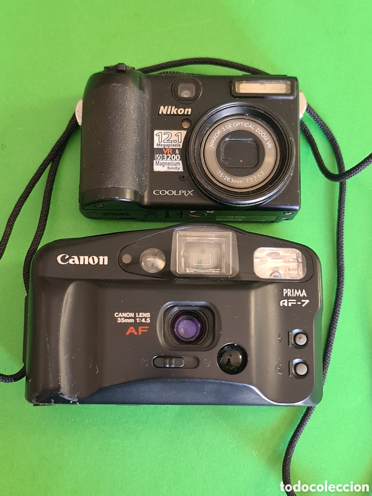 Fotokamera: Dos c&aacute;maras fotograf&iacute;as Canon / Nikon. Para recambios.