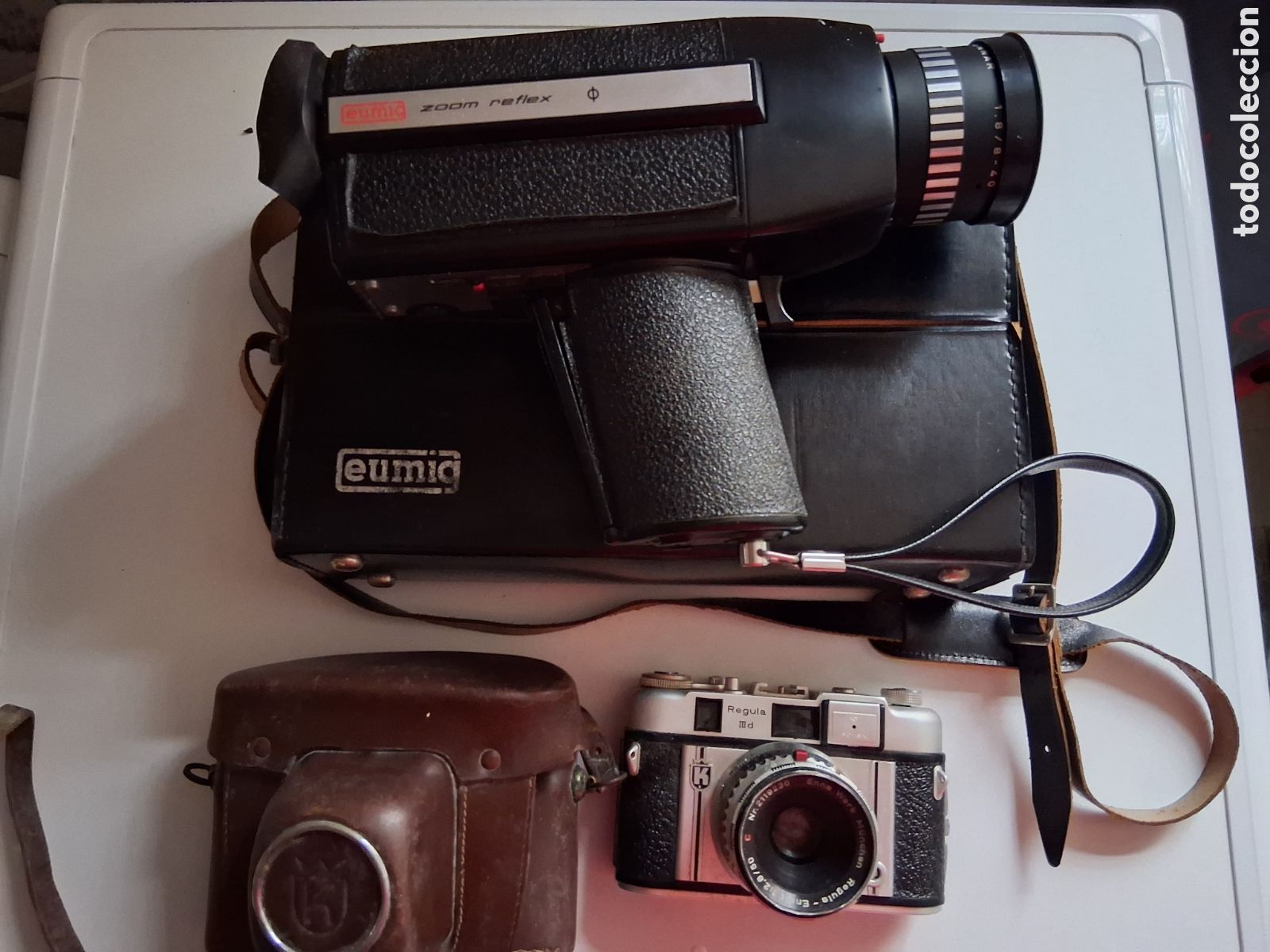C&aacute;mara de fotos: Lote Vintage: C&aacute;mara King Regula IIID 35mm + Tomavistas Eumig Viennette Super 8 con Estuches