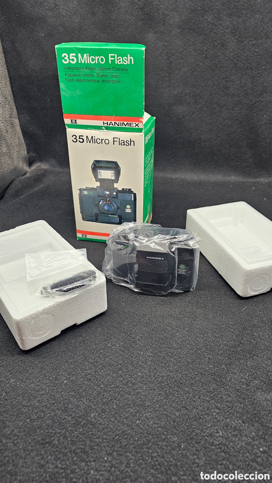 C&aacute;mara de fotos: Antigua c&aacute;mara a estrenar