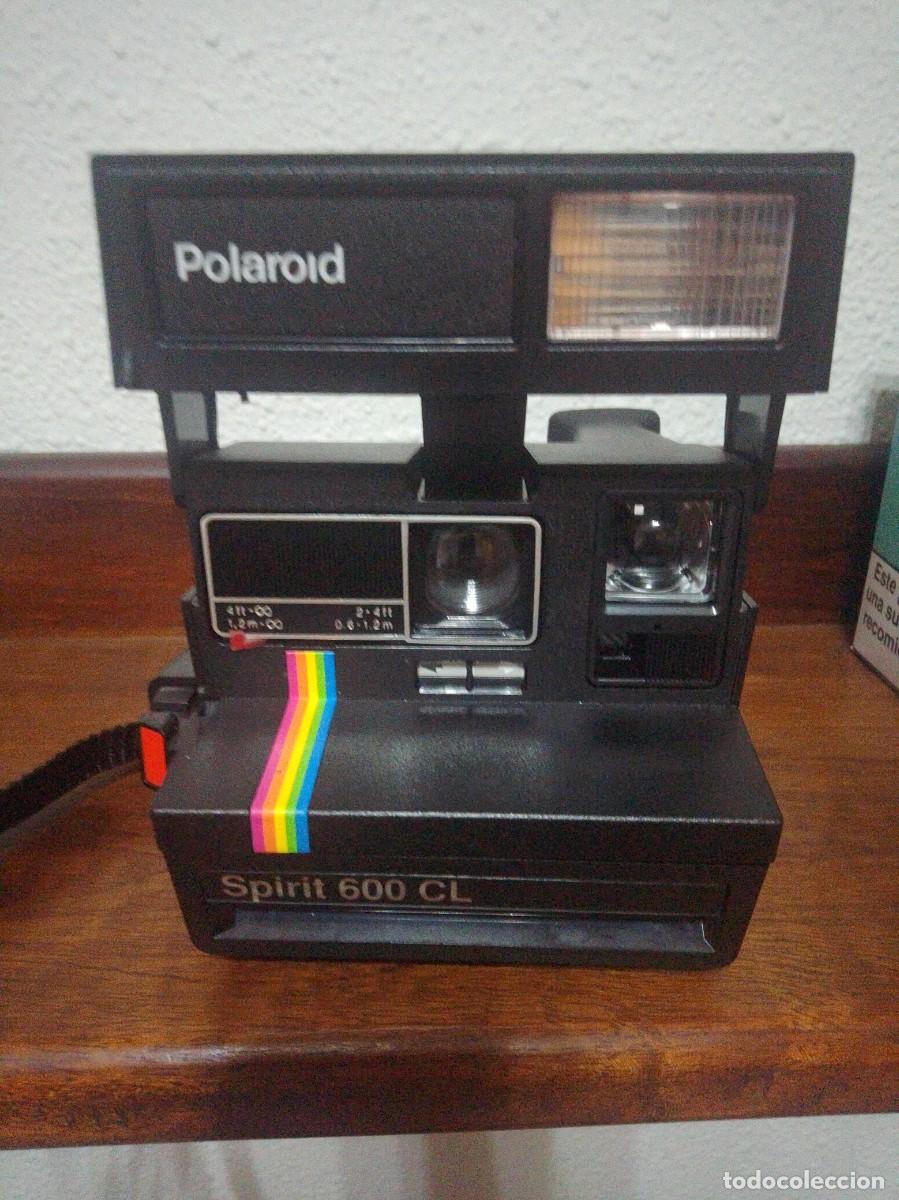 C&aacute;mara de fotos: Antigua c&aacute;mara instant&aacute;nea POLAROID SPIRIT 600
