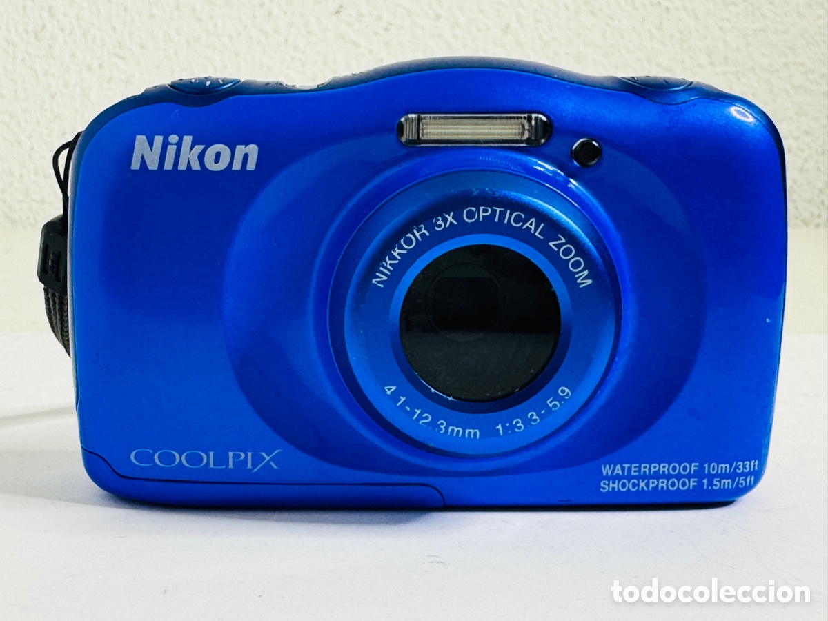 C&aacute;mara de fotos: Nikon Coolpix S33 Compact Digital Camera Waterproof 10m Blue Untested