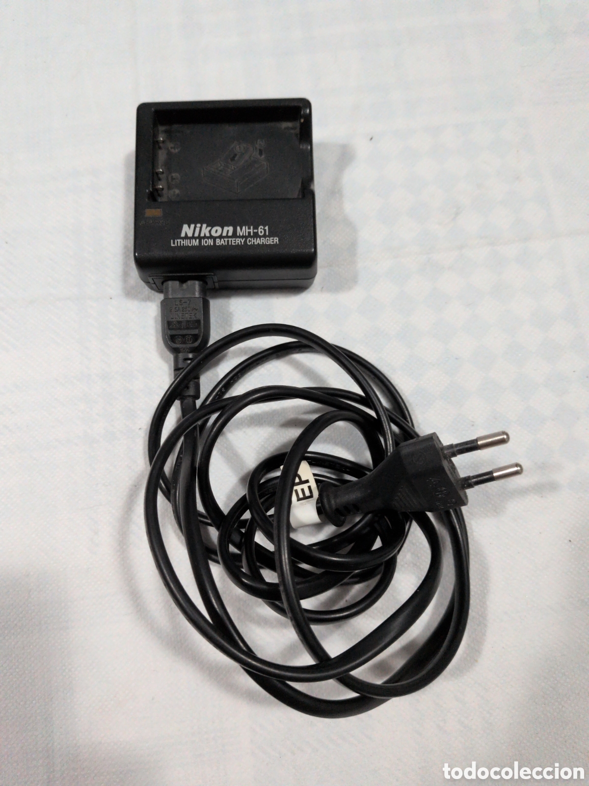 Fotocamere: Cargador para c&aacute;mara Nikon MH-61
