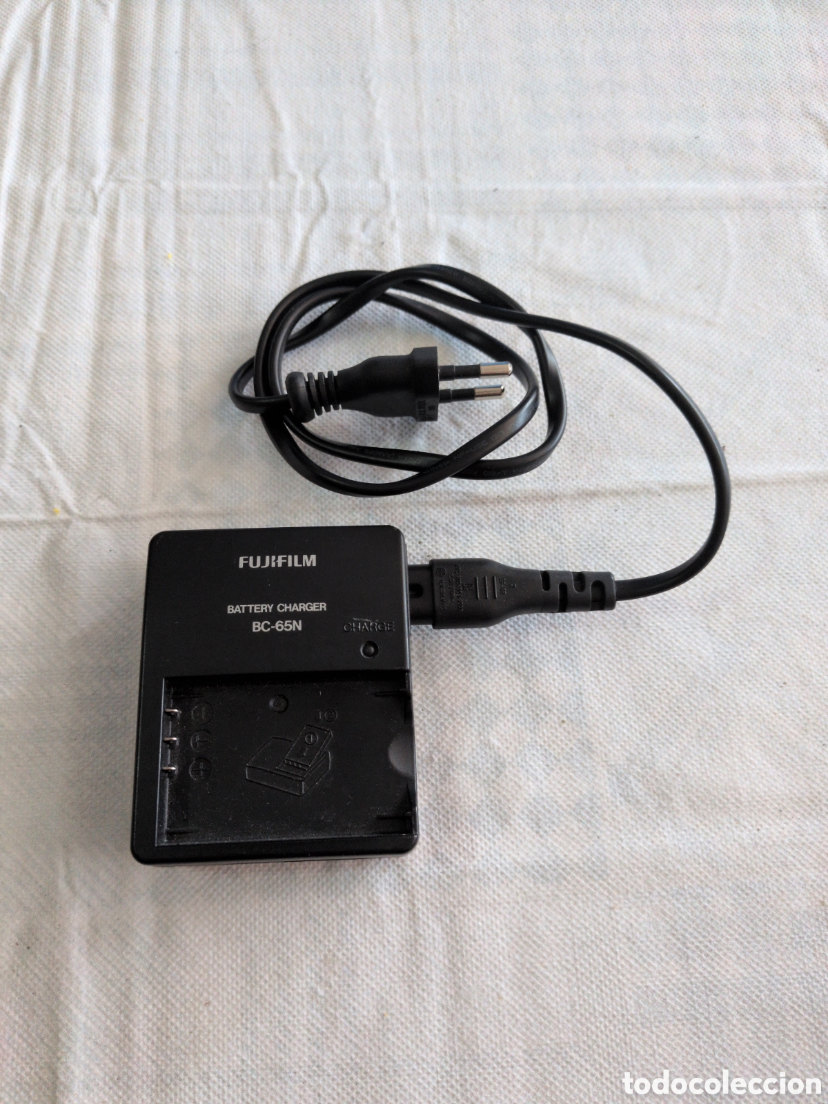 Fotocamere: Cargador para c&aacute;mara Fujifilm BC-65N