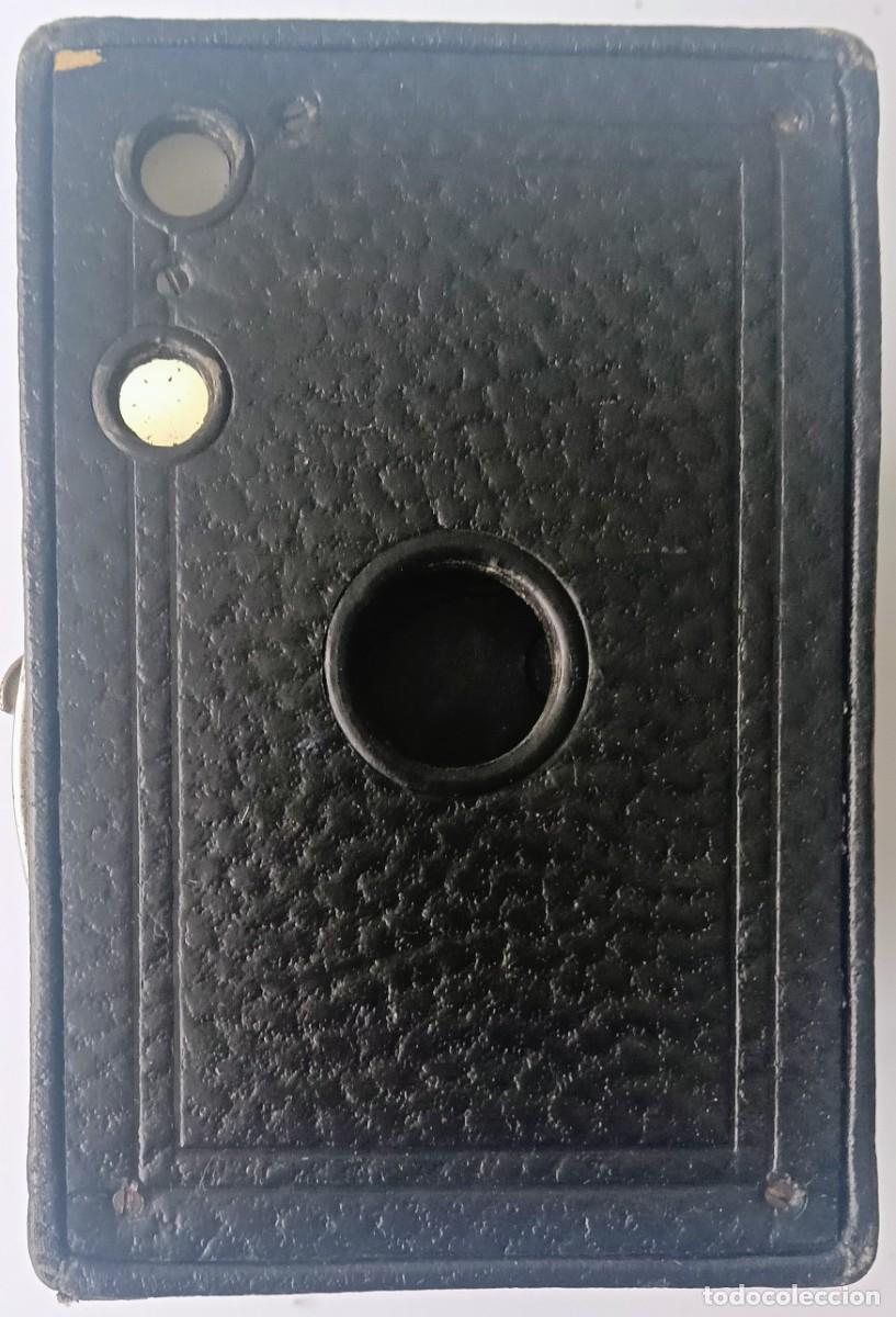 Fotokamera: CAMARA FOTOGRAFICA KODAK MODELO BROWNIE FABRICACION CANADIENSE
