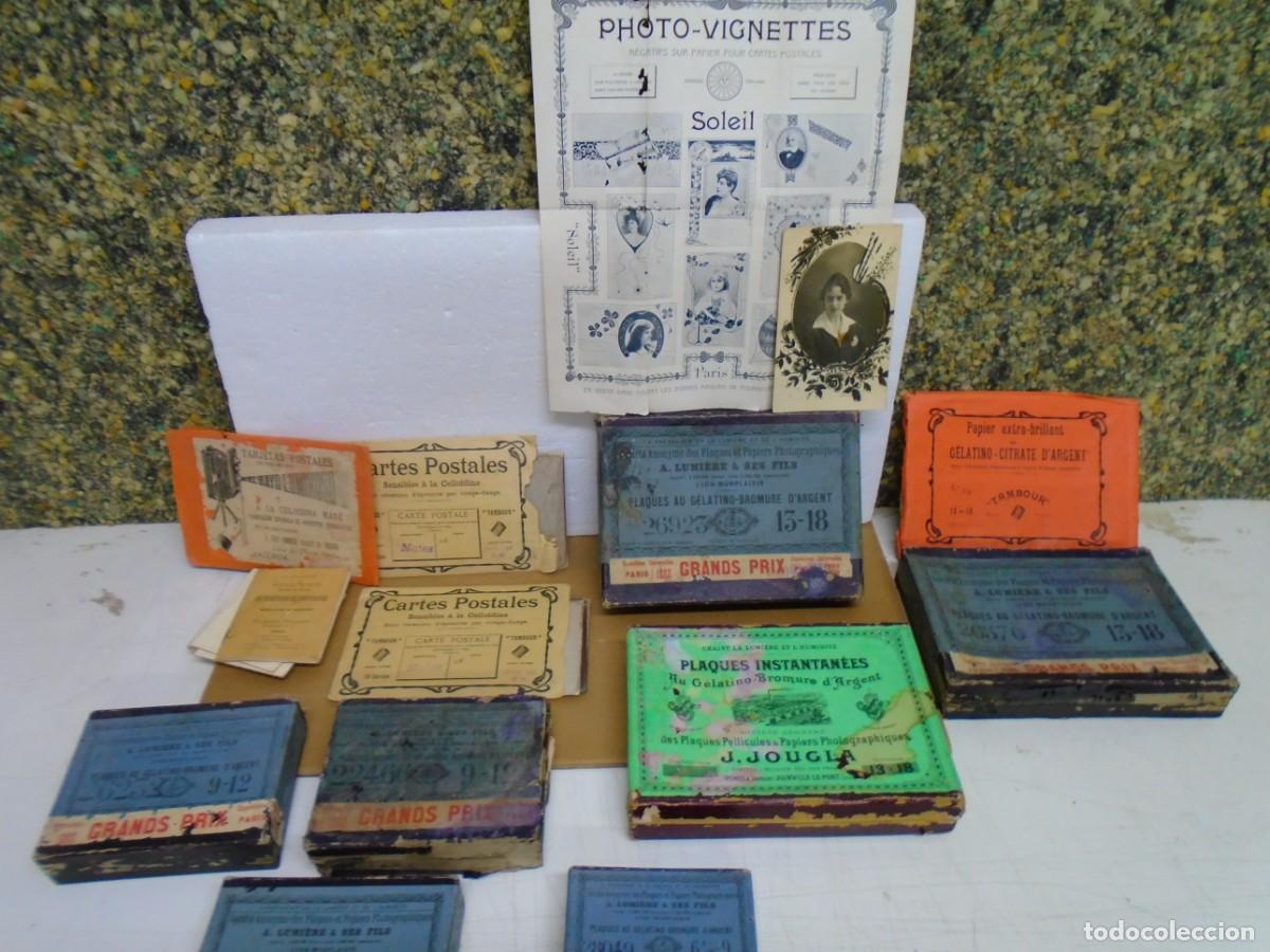 C&aacute;mara de fotos: LOTAZO DE MATERIAL FOTOGRAFICO DE 1&ordm;XX,PLACAS DE CRISTAL,PAPELES PARA EXPOSICIONES,ETC...VER FOTOS.