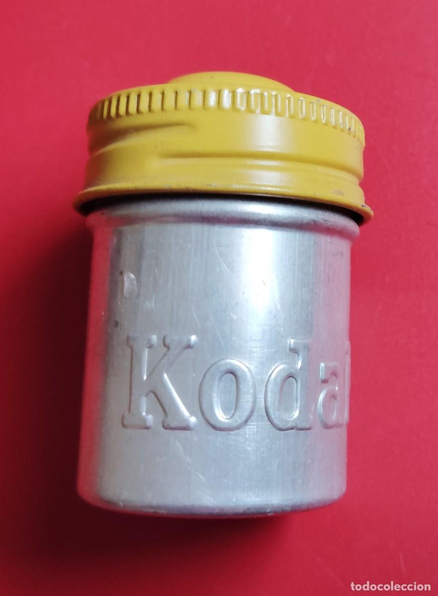 C&aacute;mara de fotos: PORTA CARRETE METALICO DE FOTOS ANTIGUO - KODAK -ENVIO INCLUIDO
