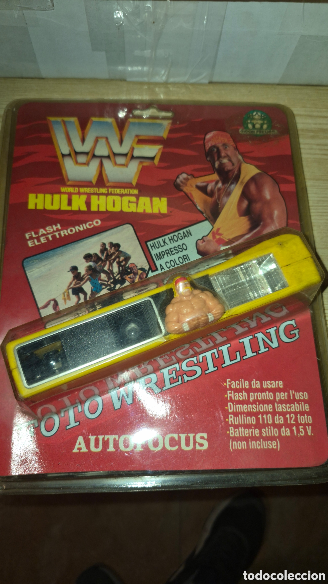 C&aacute;mara de fotos: Antigua c&aacute;mara de fotos de Hulk Hogan en caja sin abrir a&ntilde;os 90 wrestling wwe wwf catch