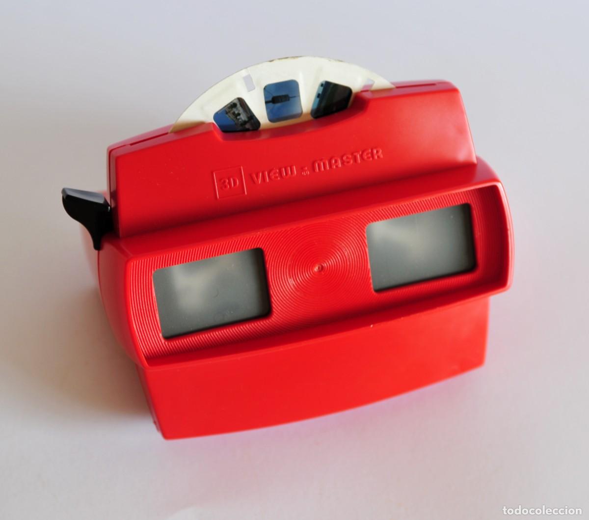 C&aacute;mara de fotos: Visor estereosc&oacute;pico 3D View Master, Made in Belgium. De pl&aacute;stico rojo. Tarjeta de Barcelona