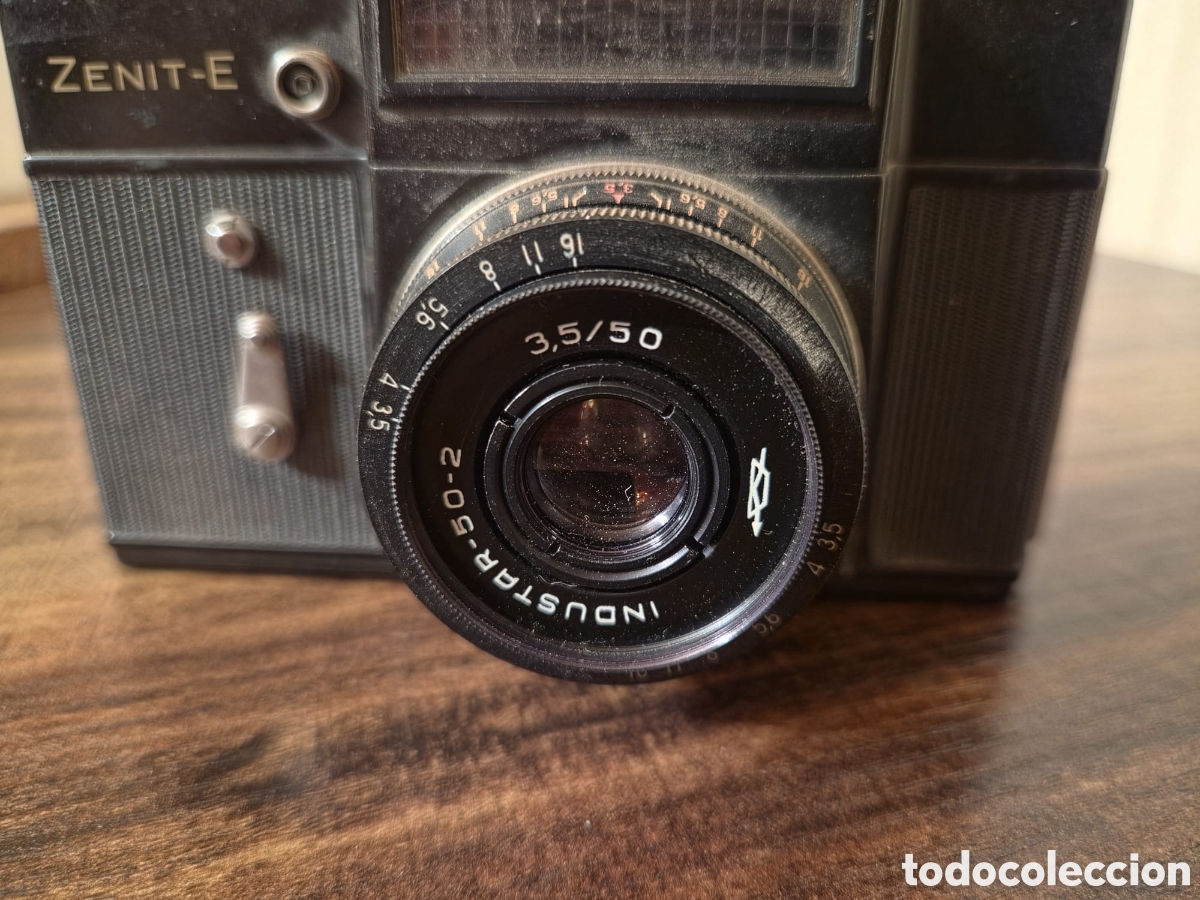 C&aacute;mara de fotos: C&aacute;mara R&eacute;flex Vintage ZENIT-E (USSR) + Objetivo INDUSTAR-50-2 3.5/50 con Tapa | Completa