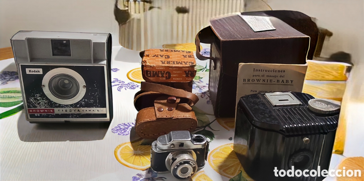 C&aacute;mara de fotos: Lote Colecci&oacute;n 3 C&aacute;maras Antiguas: Kodak Baby Brownie + Fiesta + C&aacute;mara Esp&iacute;a Hit (con Manual y Fund