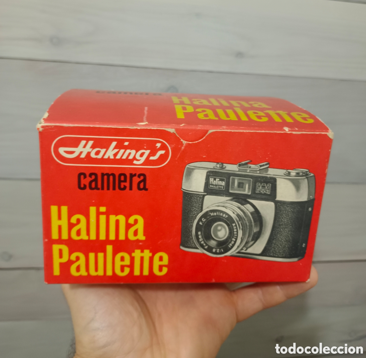 C&aacute;mara de fotos: Caja Haking's camara Halina Paulette