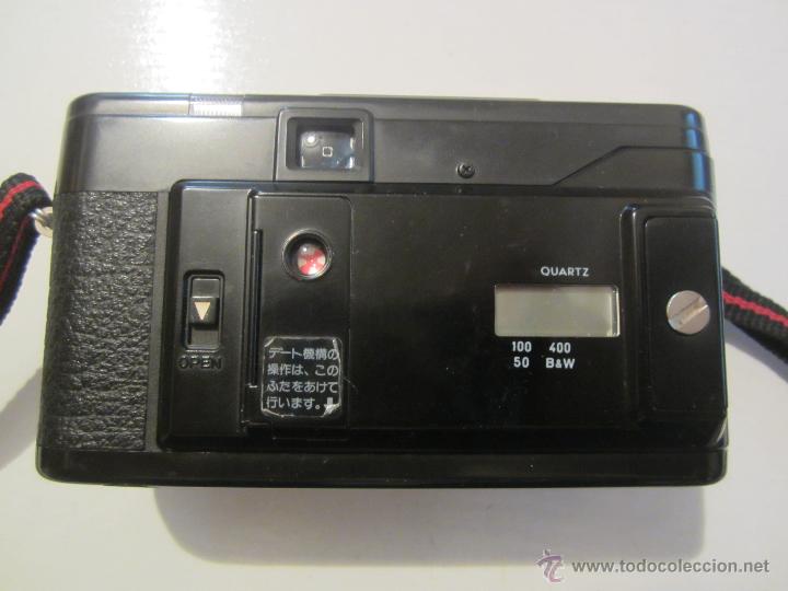 C&aacute;mara de fotos: CAMARA YASHICA MODELO LENS AUTOFOCUS - Foto 2