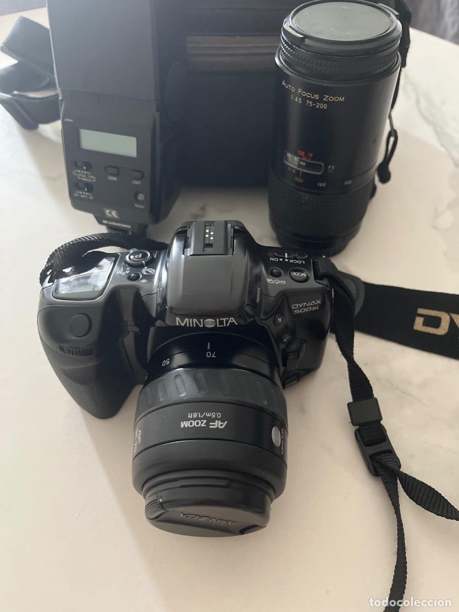 Fotocamere: C&aacute;mara vintage de Minolta con accesorios.