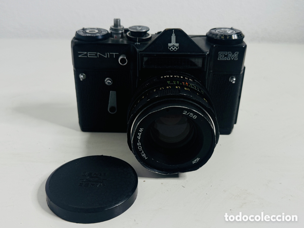 C&aacute;mara de fotos: Zenit EM Vintage Camera - Foto 2