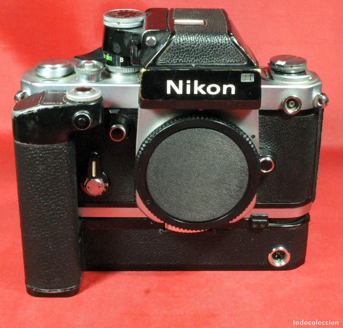 C&aacute;mara de fotos: NIKON F2 Photomic y motor MD3 de colecci&oacute;n