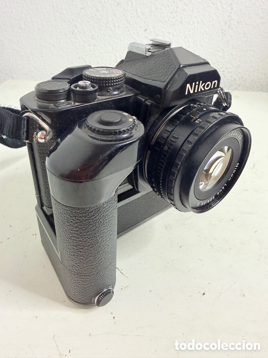 C&aacute;mara de fotos: Nikon FM Camera & Nikon MD-12 Usado Sin Comprobar. - Foto 7