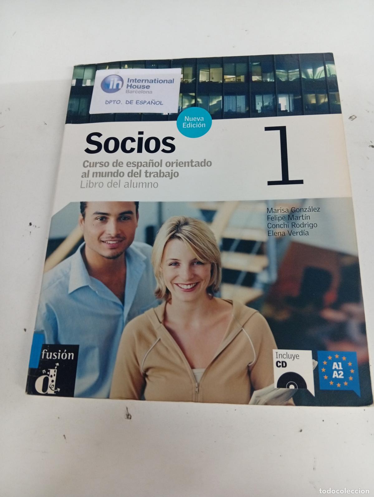 Photo camera: Socios 1 Libro del alumno - Marisa Gonz&aacute;lez, Felipe Mart&iacute;n, Conchi Rodrigo, Elena Verd&iacute;a