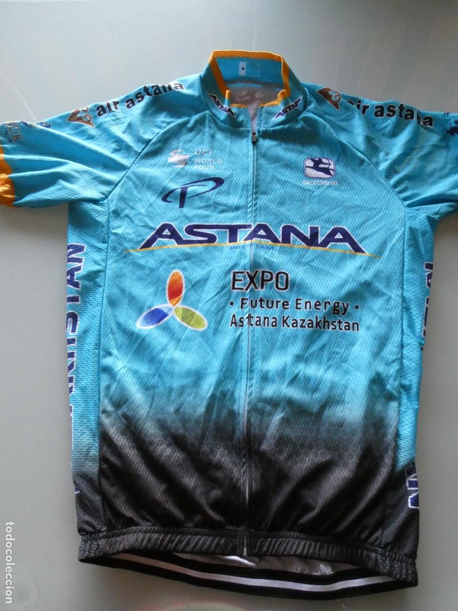 Coleccionismo deportivo: CAMISETA MAILLOT CICLISMO. EQUIPO CICLISTA UCI WORLD TOUR ASTANA KAZAKHSTAN. TALLA M. 150GR