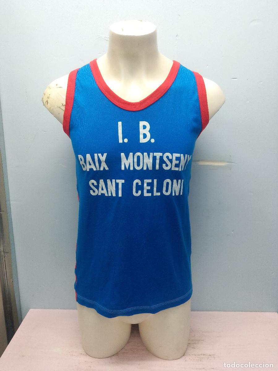 Coleccionismo deportivo: Baix Montseny Sant Celoni 1970 camiseta basketball basquet catalunya M