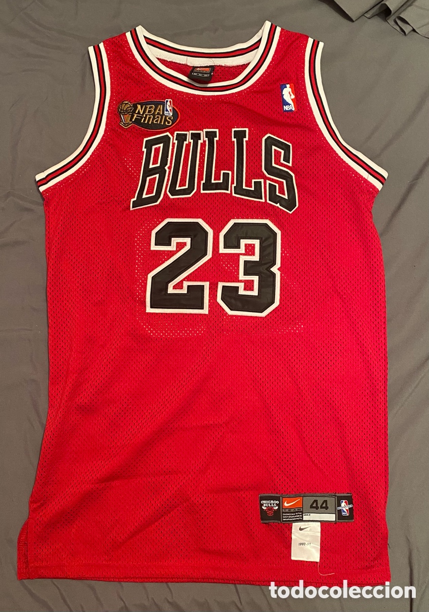 Coleccionismo deportivo: Camiseta de Michael Jordan en Bulls