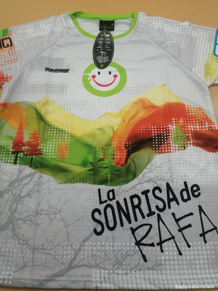 Coleccionismo deportivo: CAMISETA T-SHIRT LA SONRISA DE RAFA TRAIL BERROCAL HUELVA