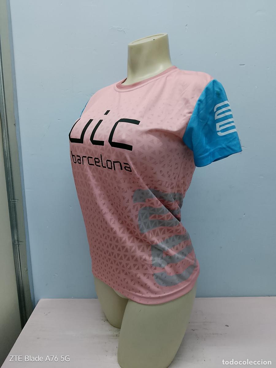 Coleccionismo deportivo: Universidad Internacional de catalunya chica mujer atletismo camiseta shirt girl running s 50cts