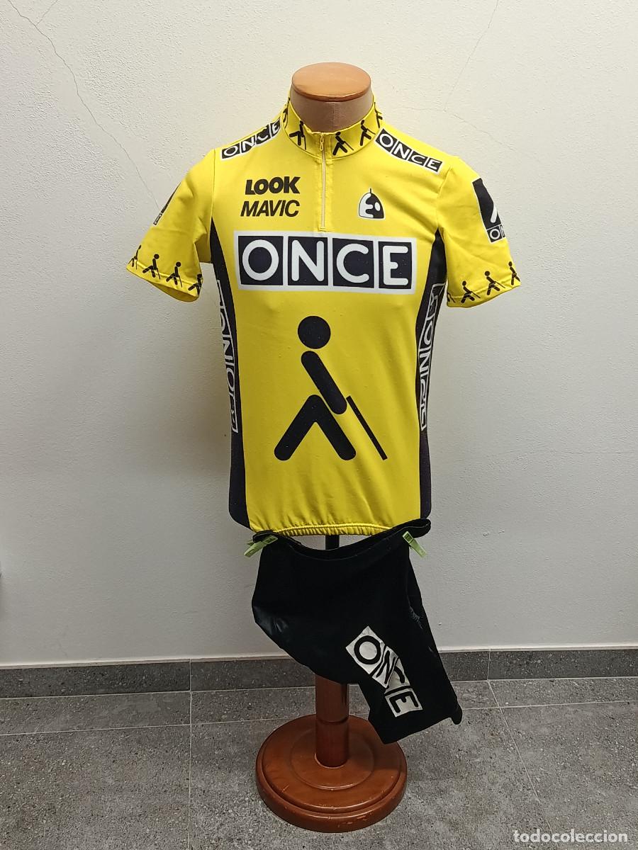 Coleccionismo deportivo: TRAJE CONJUNTO CICLISMO ONCE. MAILLOT T- CULOTTE T-6. TALLA 6. ORIGINAL ETXEONDO. USADO.