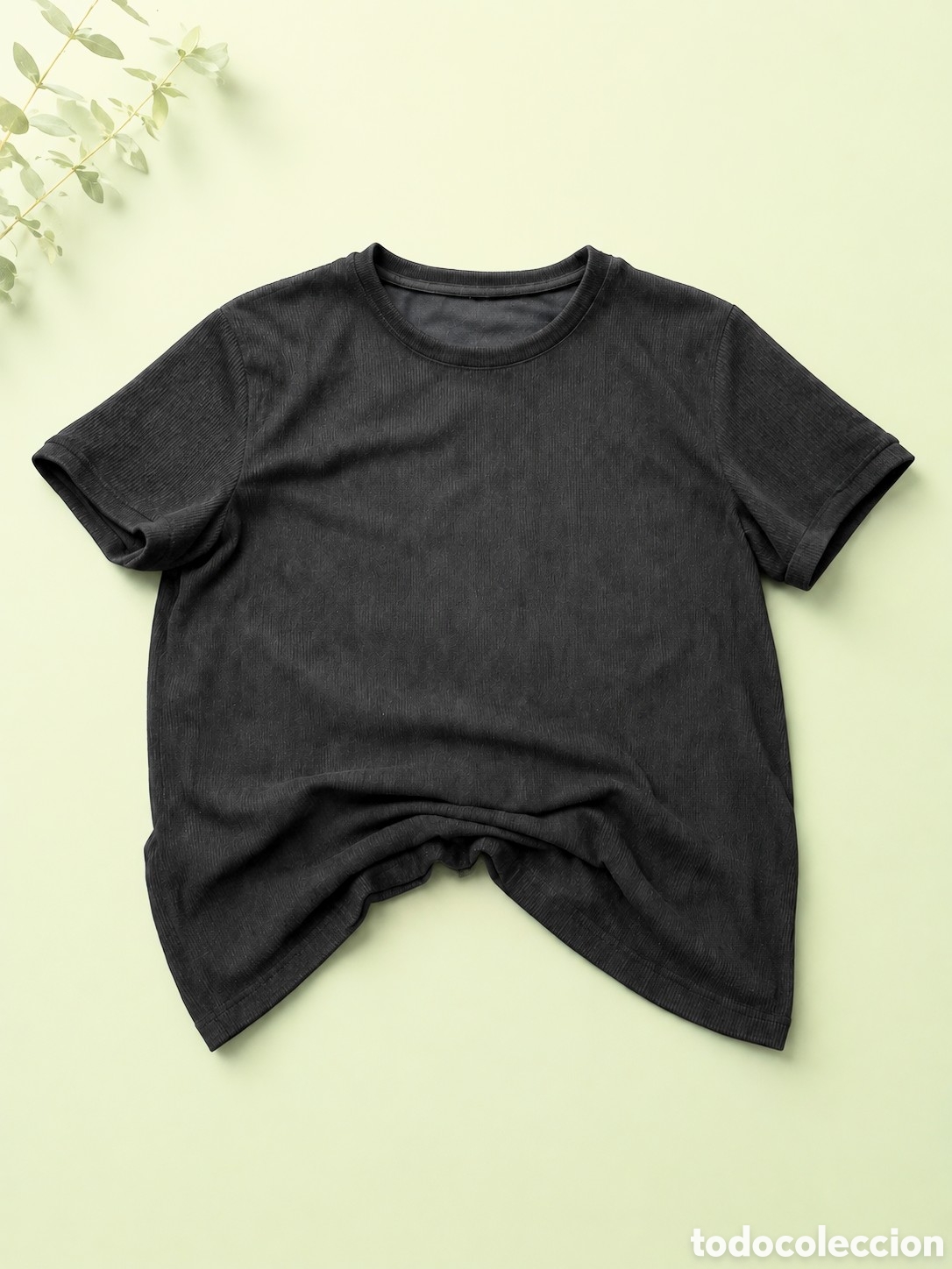 Coleccionismo deportivo: Camisa cuello redondo elegante