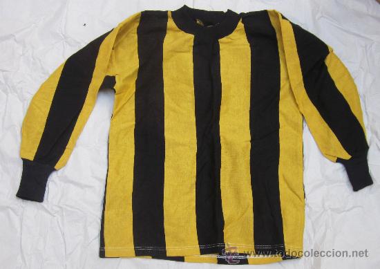 Sports collectibles: CAMISETA DEL BARAKALDO FC,BORUSSIA DORTMUND,A&Ntilde;OS 60