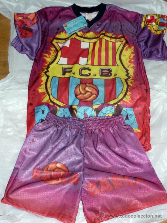 Sports collectibles: CAMISETA Y PANTALON DEL BAR&Ccedil;A .PRODUCTO OFICIAL LICENCIADO A&Ntilde;OS 90  12/14 A&Ntilde;OS NUEVO EN CAJA