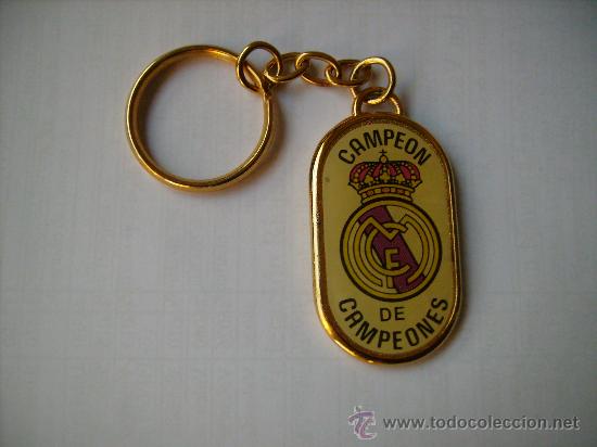 Colecionismo desportivo: INTERESANTE LLAVERO DEL REAL MADRID,CAMPEON DE CAMPEONES.FUTBOL.MEDIDAS 4,8 x 2,8 Cms.