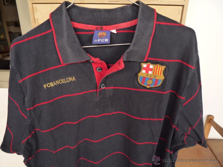 Collezionismo sportivo: Polo Camiseta FC BARCELONA bordado, Escudo BAR&Ccedil;A, Botones, Etiqueta Merchandising, Etiquetas FCB...