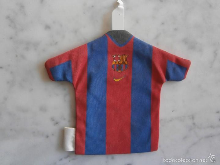 Colecionismo desportivo: camiseta f c b mide 14 x 16 c.m.