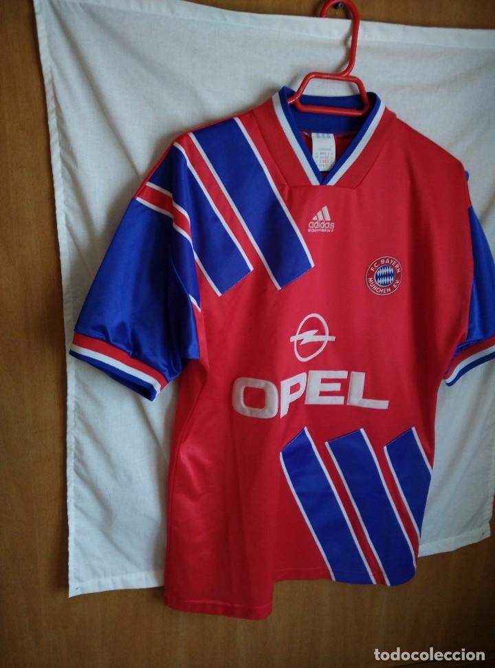 Colecionismo desportivo: Original | Futbol | Talla M | Camiseta del Bayern de Munich #11 (y con firma)