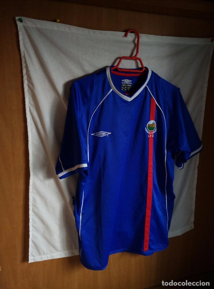 Sports collectibles: Original | Futbol | Talla M | Camiseta del Linfield FC (Irlanda del Norte)