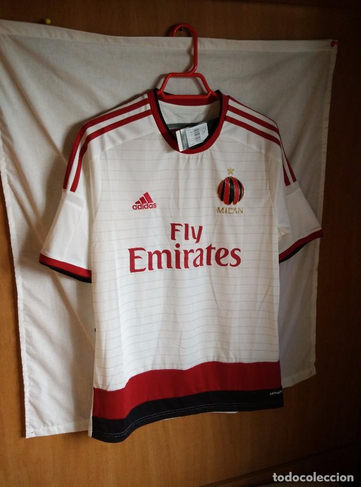 Sports collectibles: Nuevo a estrenar y Original | Futbol | Talla M | Camiseta del AC Milan